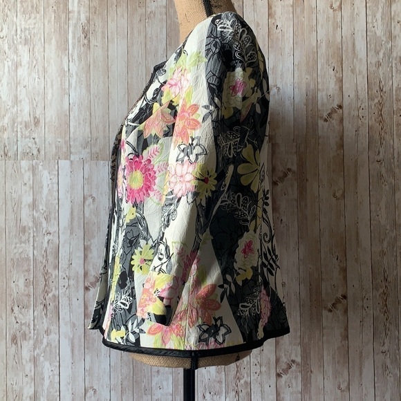 𝅺carole Little multi colored Embroidered Jacket - Picture 2 of 6
